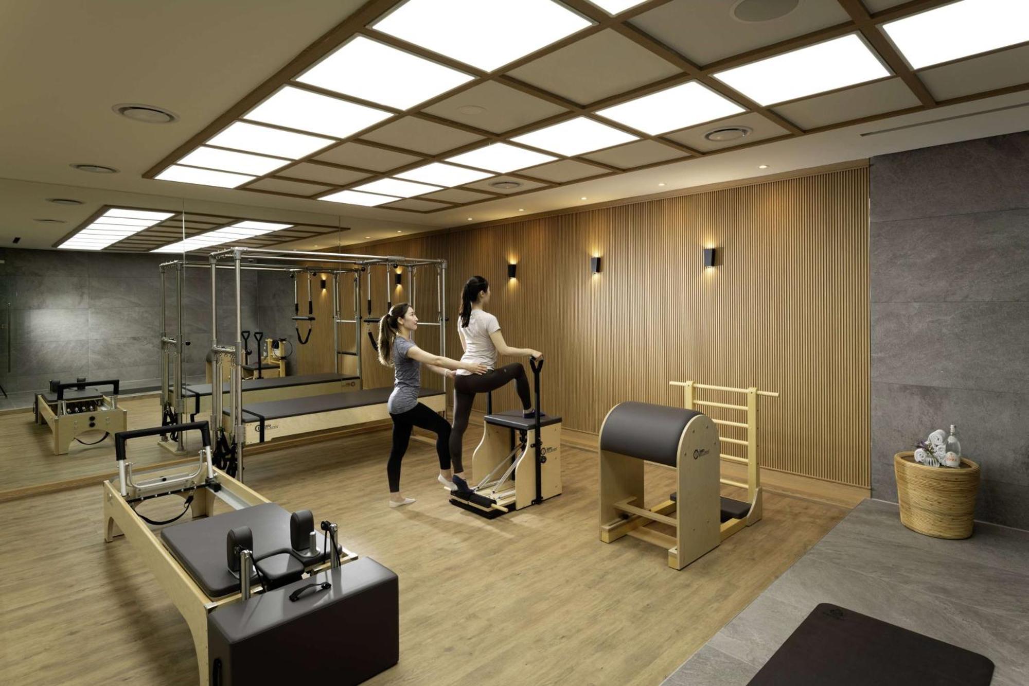 Отель Doubletree By Hilton Seoul Pangyo Соннам Экстерьер фото