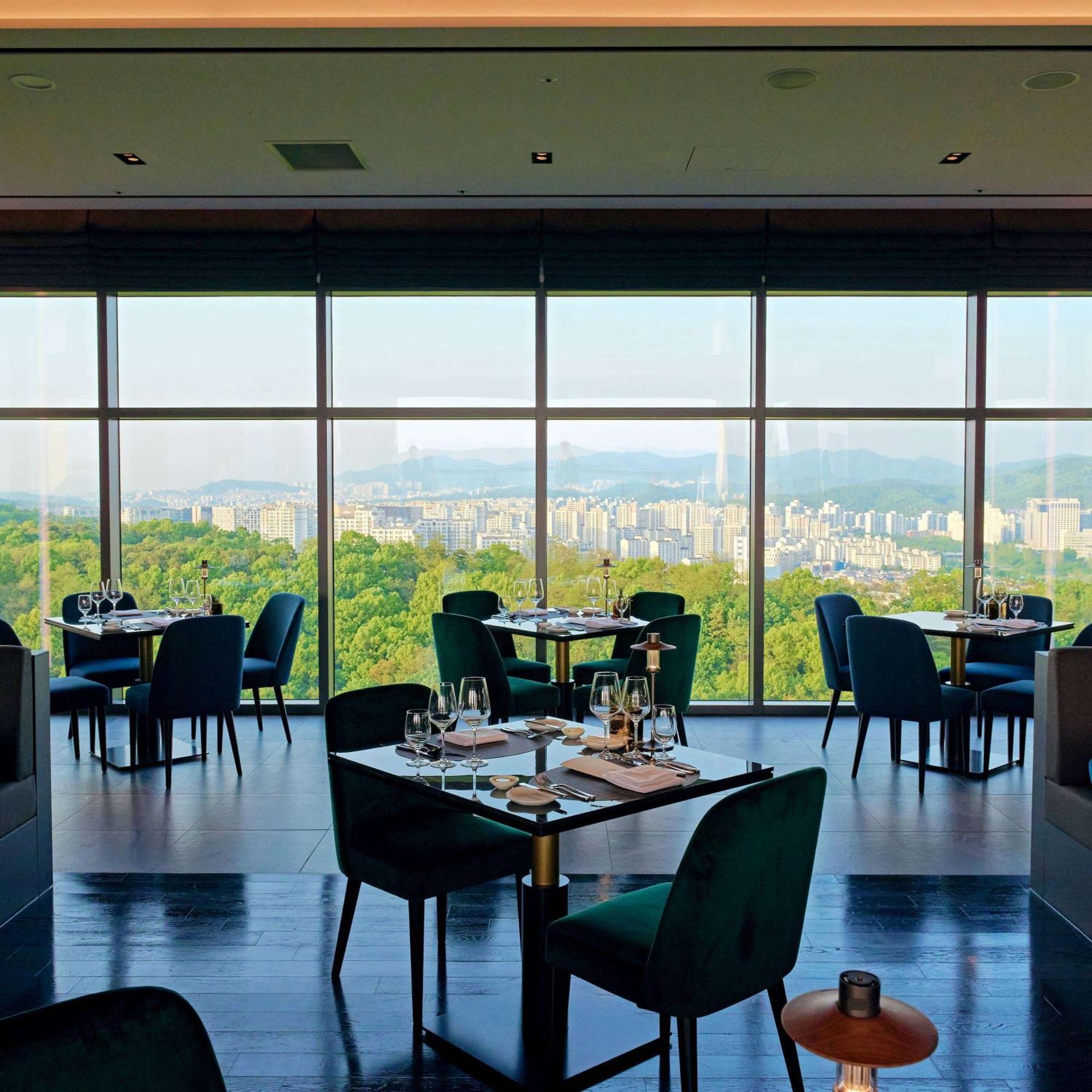 Отель Doubletree By Hilton Seoul Pangyo Соннам Экстерьер фото