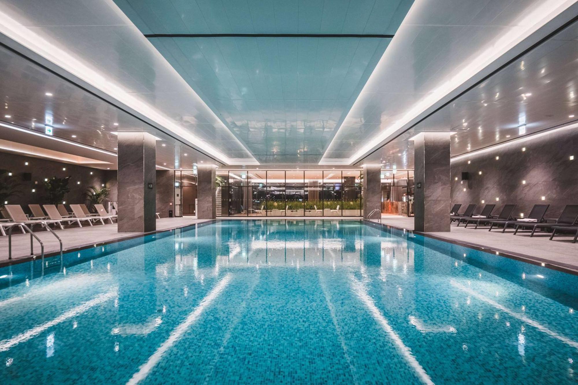 Отель Doubletree By Hilton Seoul Pangyo Соннам Экстерьер фото