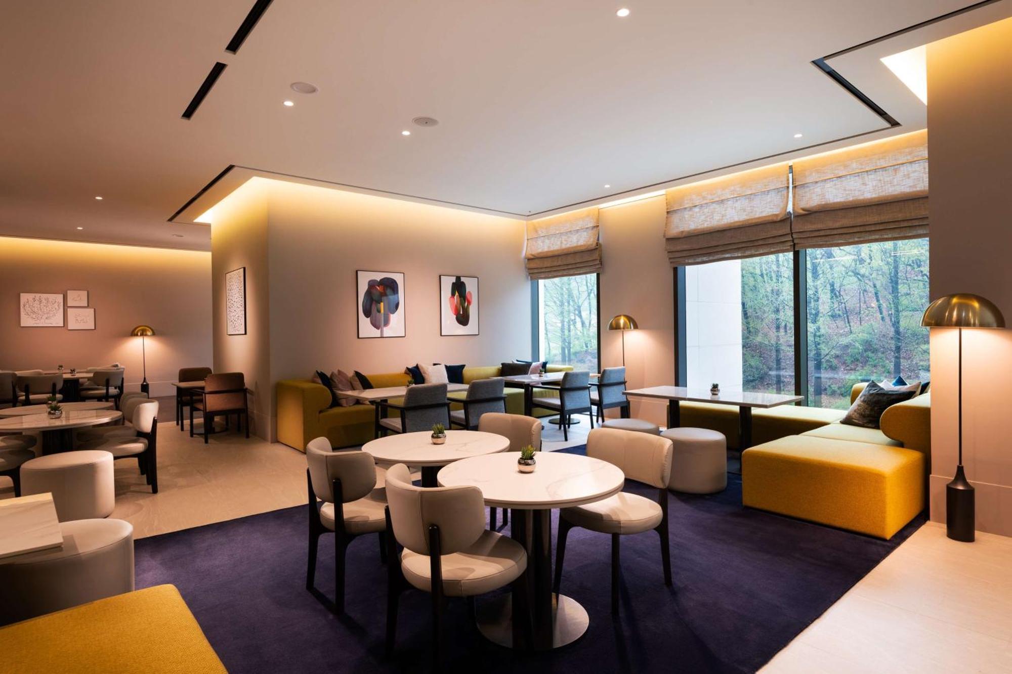 Отель Doubletree By Hilton Seoul Pangyo Соннам Экстерьер фото